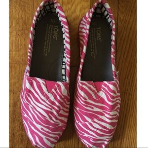 Women’s casual shoes